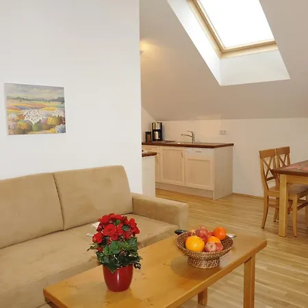 Apartment Stranachwirt *